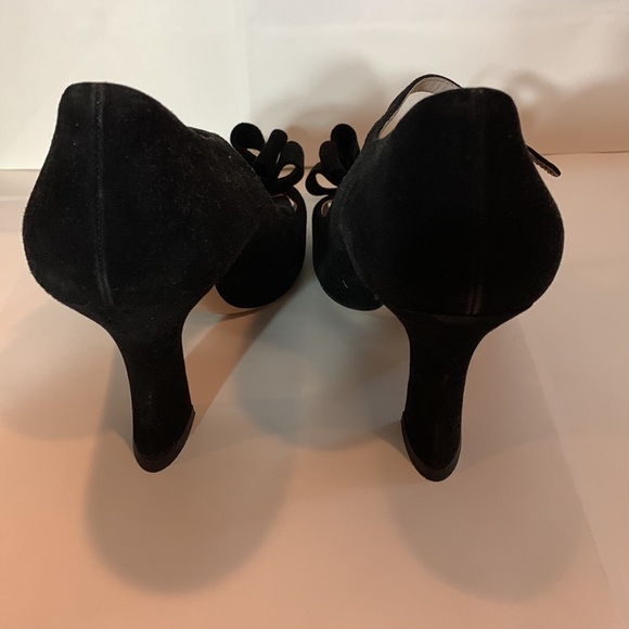 MiuMiu Black Suede Bow T-Strap Ankle Strap Sandals - Picture 4 of 9